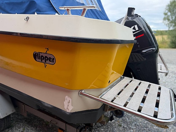 Flipper 620 Suzuki DF 115 -2011 2 of 10