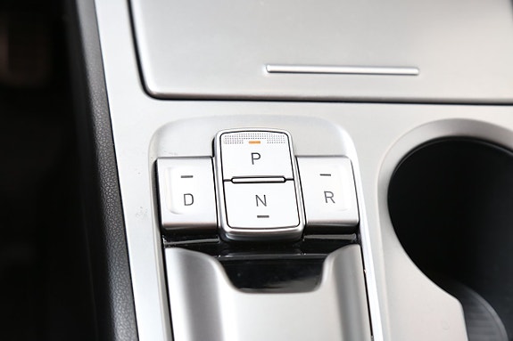 Hyundai Kona 26 of 29