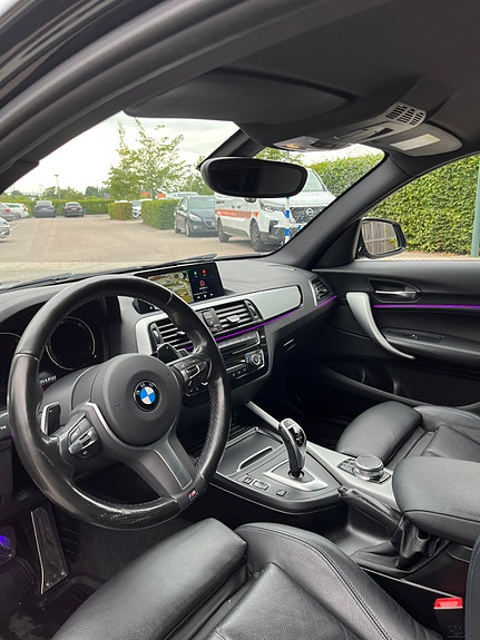 BMW 120i 5 of 9