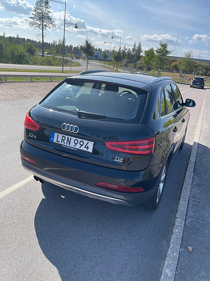 Audi Q3 2 of 4