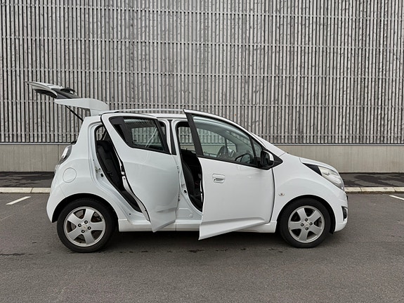 Chevrolet Spark 5 of 7