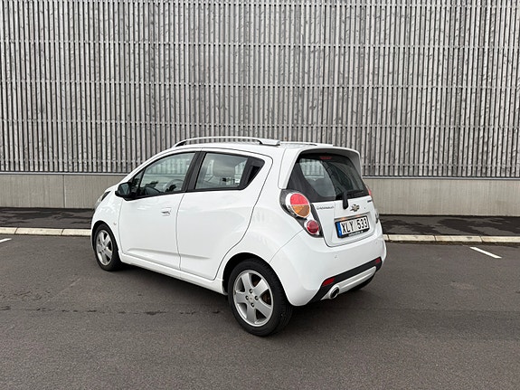 Chevrolet Spark 3 of 7