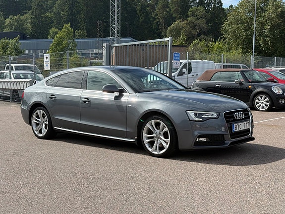 Audi A5 2 of 12
