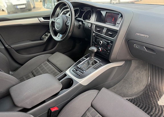 Audi A5 9 of 12