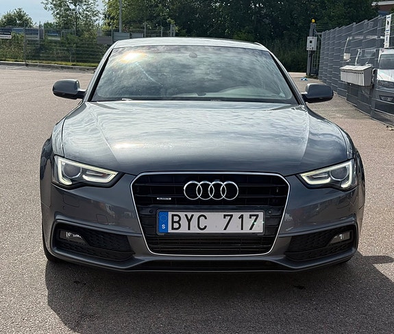 Audi A5 7 of 12