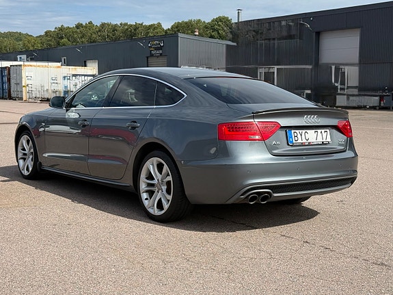 Audi A5 4 of 12