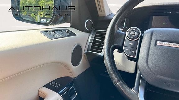 Land Rover Range Rover 21 of 23