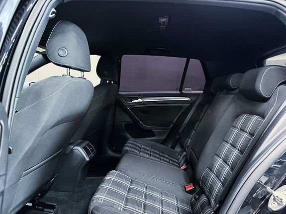 Volkswagen Golf I 15 of 19