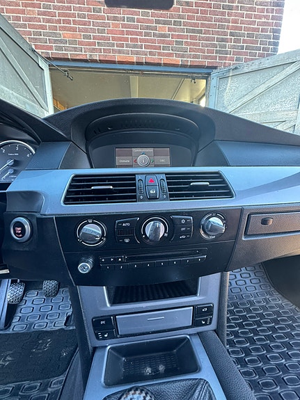 BMW 520d 12 of 27