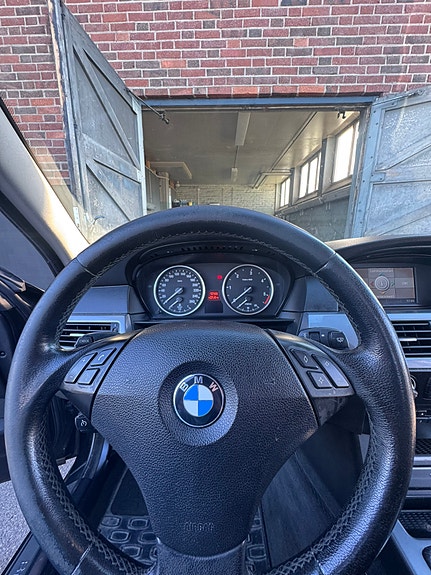 BMW 520d 11 of 27