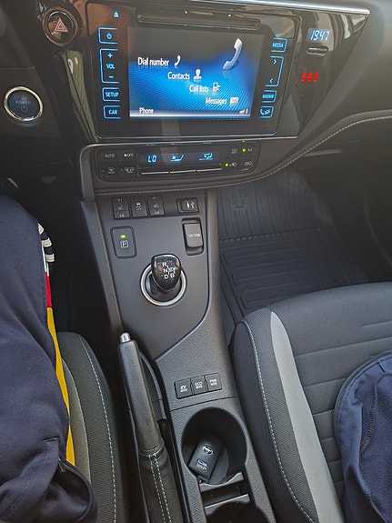 Toyota Auris 8 of 8