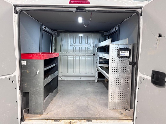 Peugeot Boxer 7 of 12