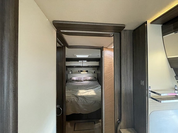 Rapido Fleurette Winchester Queensbed/Stort garage/Automat/Alde 6 of 20