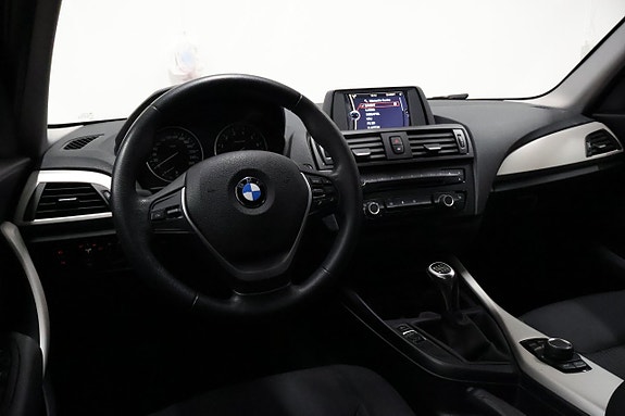 BMW 116i 17 of 29