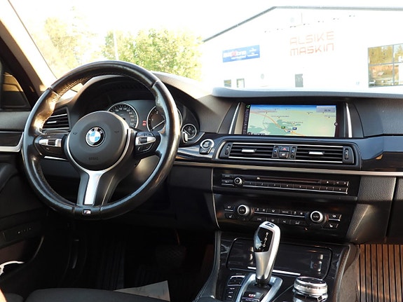 BMW 520d 28 of 30