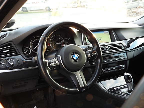 BMW 520d 12 of 30