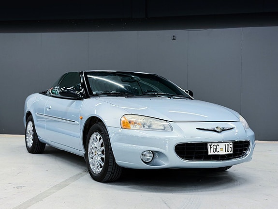 Chrysler Sebring 11 of 13