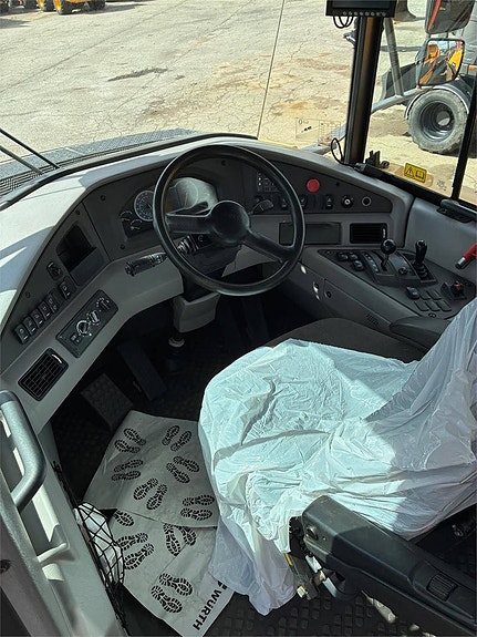 Volvo A30G 18 of 24