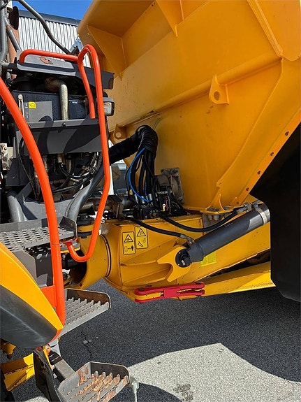 Volvo A30G 17 of 24