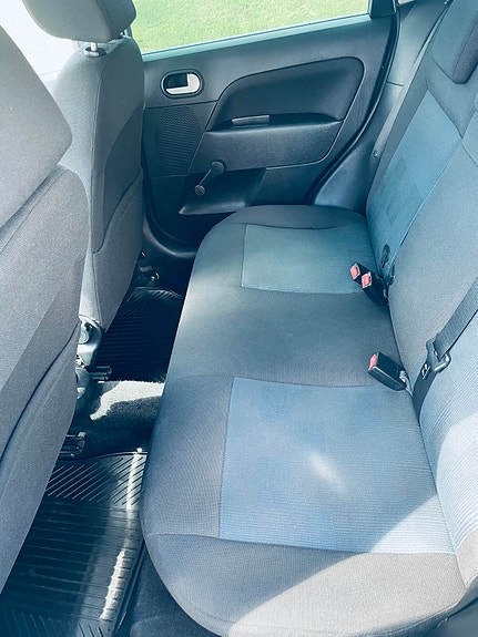 Ford Fiesta 7 of 10