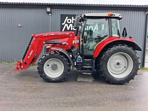 Massey Ferguson 5713S DYNA-4 4 of 6