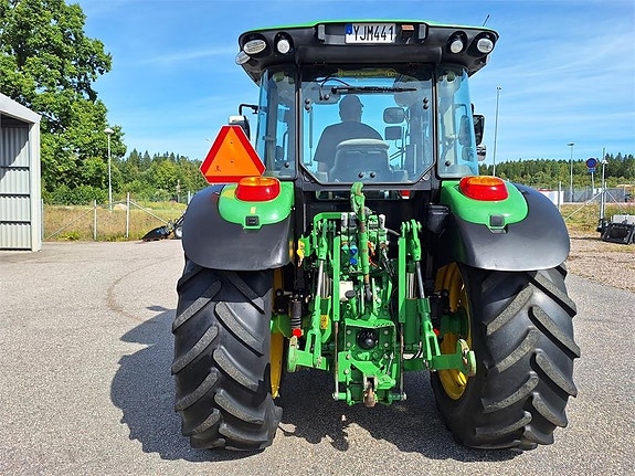 John Deere 5125R TRAKTOR 5 of 6