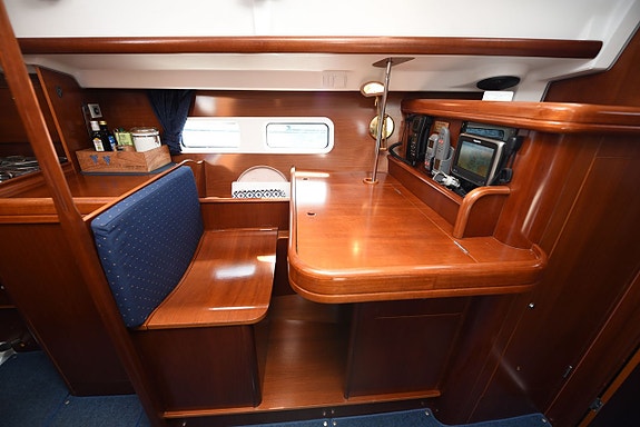 Beneteau Oceanis 42 CC 10 of 10