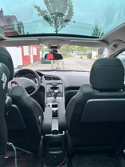 Peugeot 5008 8 of 11