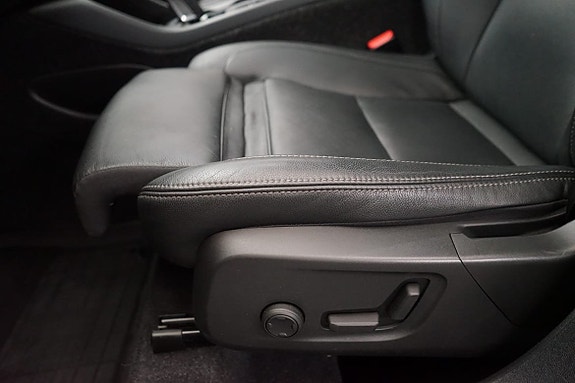 Volvo XC40 13 of 18