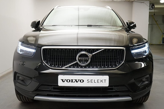 Volvo XC40 17 of 18