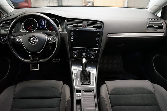 Volkswagen Golf Alltrack 6 of 15