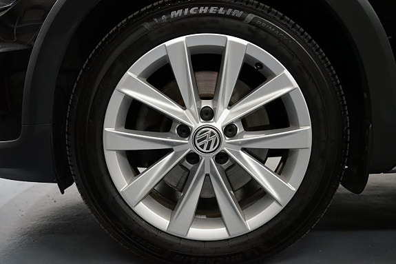 Volkswagen Golf Alltrack 15 of 15