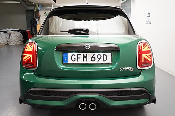 MINI Cooper S 12 of 14