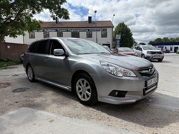 Subaru Legacy 6 of 13
