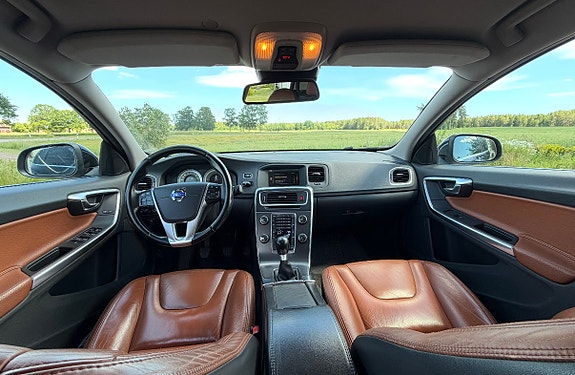 Volvo V60 5 of 6