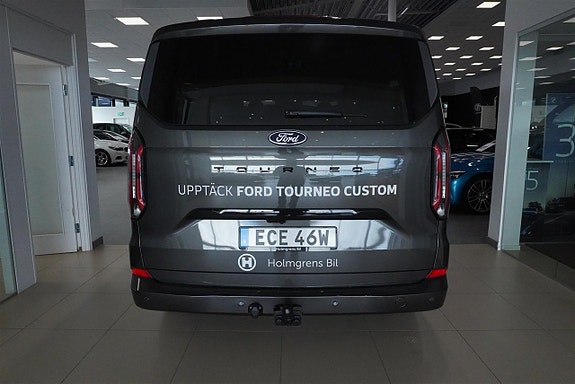 Ford Transit Custom 8 of 9