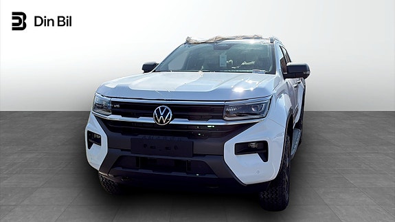 Volkswagen Amarok 2 of 12