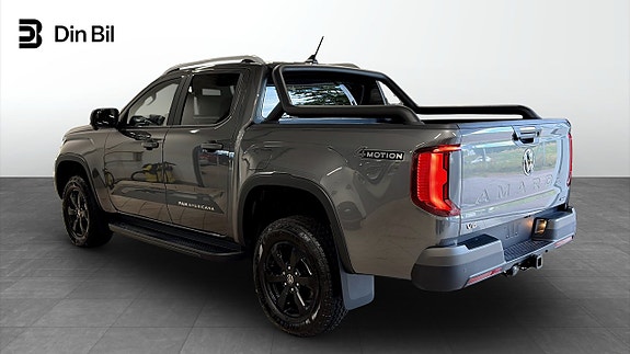 Volkswagen Amarok 3 of 12