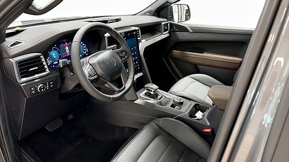 Volkswagen Amarok 7 of 12