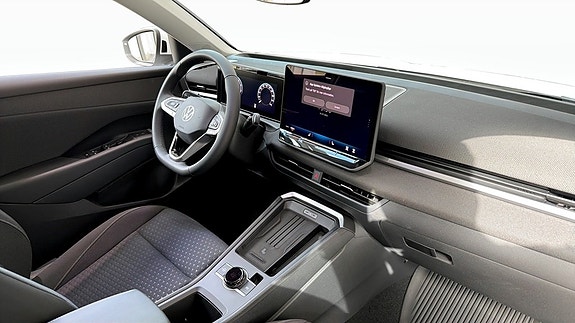 Volkswagen T-Roc 9 of 12