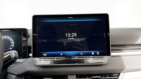 Volkswagen T-Roc 7 of 12
