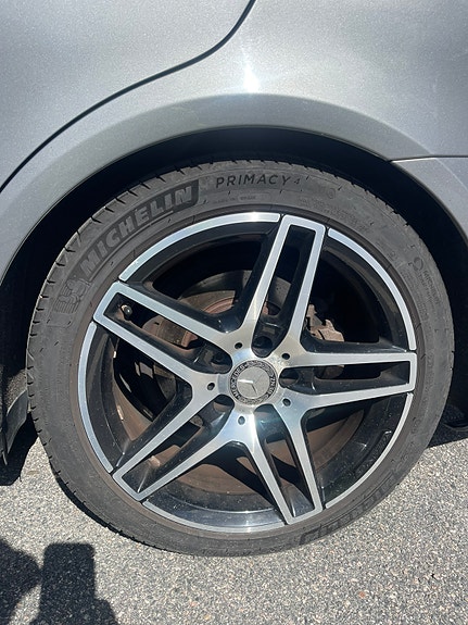 Mercedes-Benz E220 8 of 8