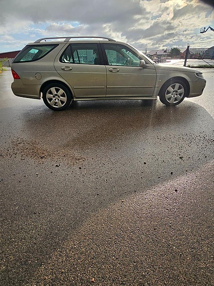 Saab 9-5 2 of 6