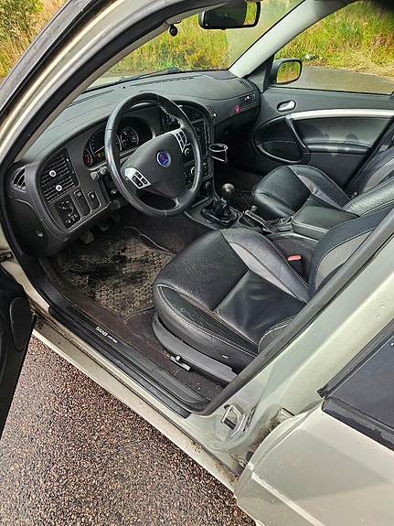 Saab 9-5 3 of 6