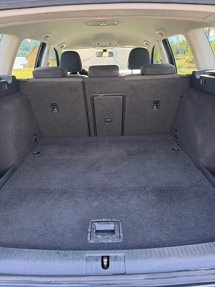 Volkswagen Golf VII 4 of 8
