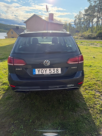 Volkswagen Golf VII 3 of 8