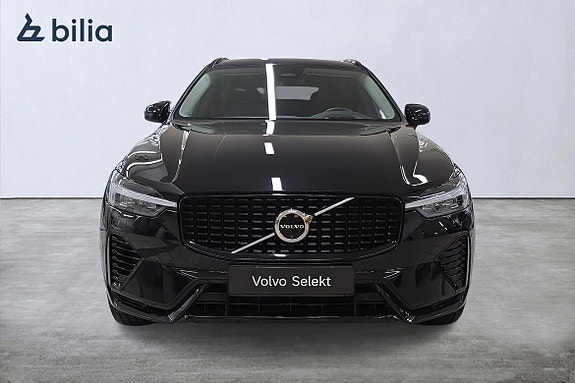 Volvo XC60 11 of 30
