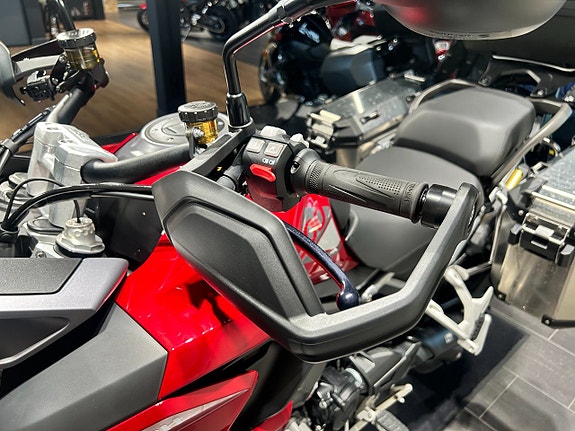 Triumph Tiger 1200 GT PRO/3st väskor/898 mil 6 of 16