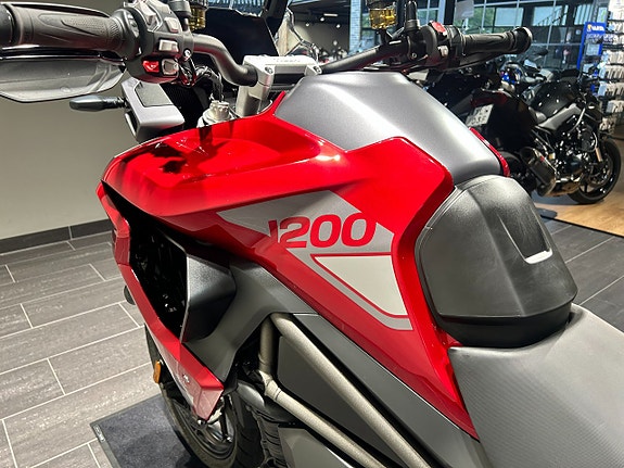 Triumph Tiger 1200 GT PRO/3st väskor/898 mil 10 of 16
