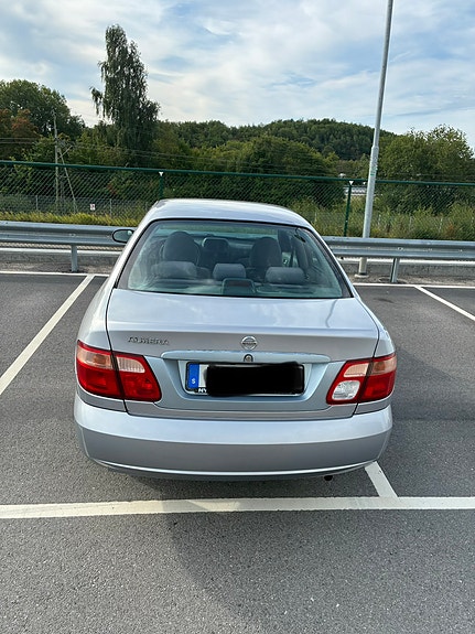 Nissan Almera 5 of 8